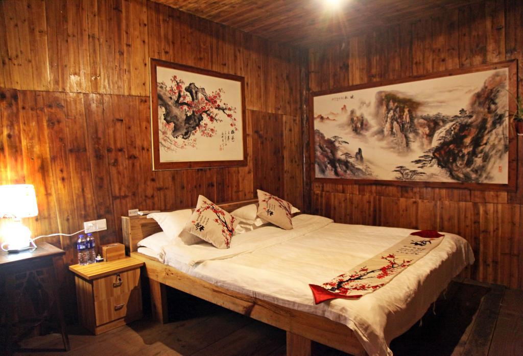 Old Street Courtyard Apartment Huangshan Bagian luar foto
